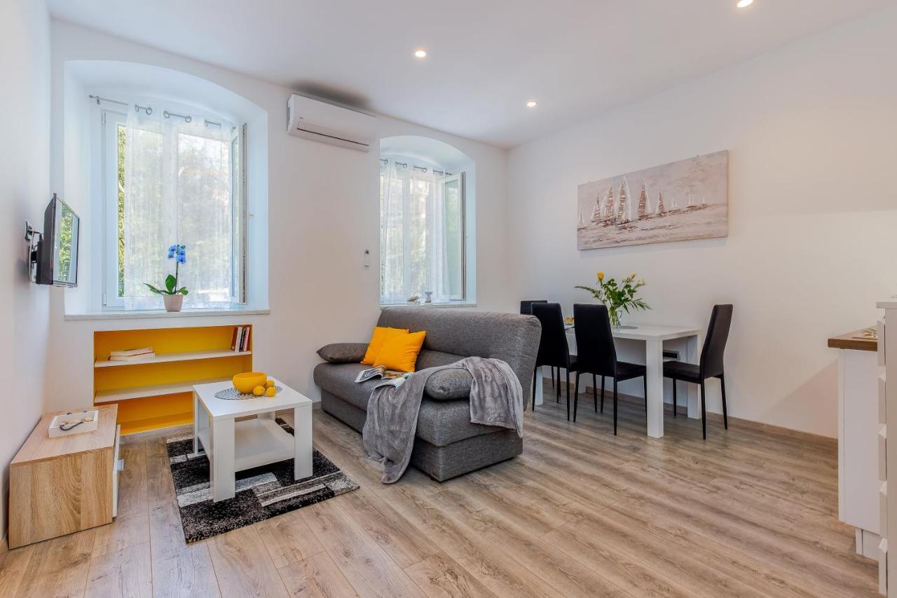 Julia Apartments Рийека Екстериор снимка