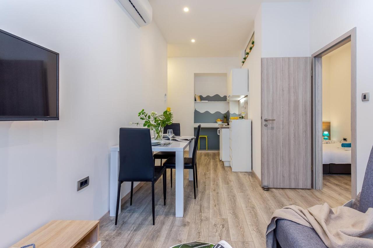 Julia Apartments Рийека Екстериор снимка