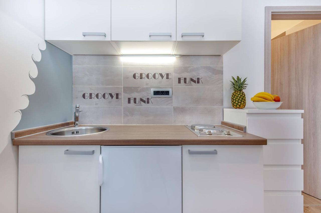Julia Apartments Рийека Екстериор снимка